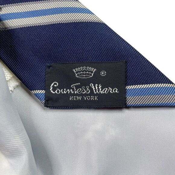 Vintage WOOLF BROTHERS COUNTESS MARA Tie Navy Blue Light Blue and Gray, Preowned - Picture 4 of 7